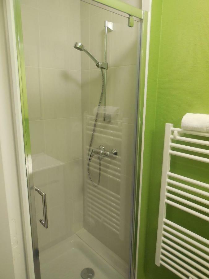 Ternelia Henri IV Hotel คลีซ์ซง ภายนอก รูปภาพ